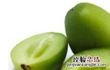 青橄榄泡水的功效与作用及禁忌 青橄榄泡水的功效与作用