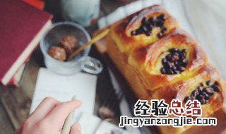 面包一般要烤多少时间,多少度 面包要烤多长时间多少度