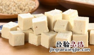 怎样做豆腐木耳排骨汤 木耳排骨汤怎么做好吃