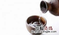 蜂酒的功效与作用 蜂巢酒的功效与作用