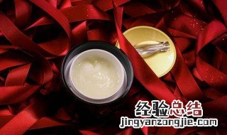 用睡眠面膜之前要用面霜吗 睡眠面膜可以当晚霜使用吗