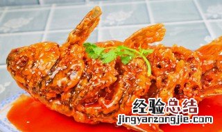 糖醋鱼浇汁鱼怎么做啊 糖醋鱼浇汁的正确方法