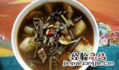 猪肉炖蕨菜做法窍门 教你怎么做猪肉炖蕨菜粉条