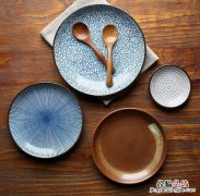 日式和风碎花盘