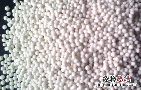 尿素肥料使用过程中的四大误区 尿素肥料使用过程中的四大误区有哪些