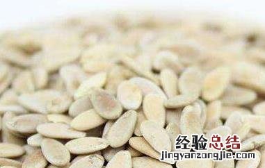 甜瓜子的神奇功效 甜瓜子的神奇功效与作用