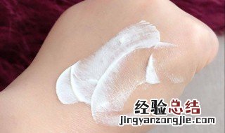 涂防晒霜可以防止变黑吗 防晒霜可以防止变黑吗