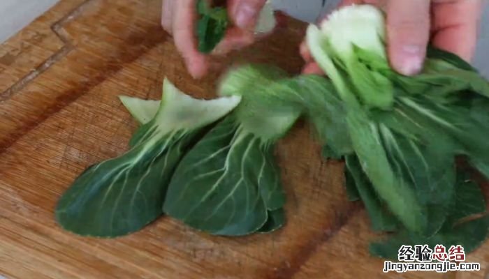 凉拌小青菜怎么做好吃 怎样凉拌小青菜