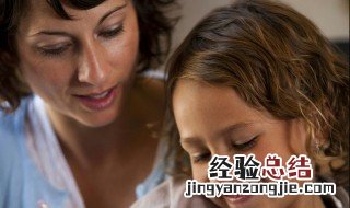 小孩不愿上学怎么处理 怎样对付孩子不愿上学