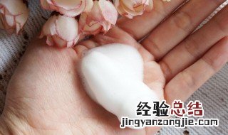 卸妆泡沫和卸妆水的区别是什么 卸妆水都是泡沫