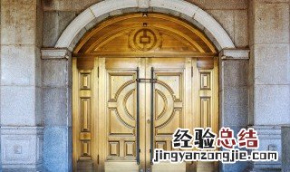 实木门烤漆门如何保养 烤漆木门怎么修漆