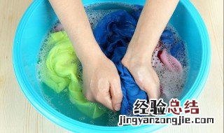 梦见给爸爸洗衣服是什么预兆 梦见给爸爸洗衣服是什么预兆呢
