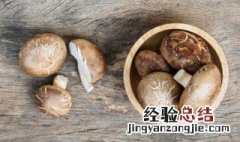莴笋炒香菇怎么做 莴笋炒香菇怎么做好吃窍门