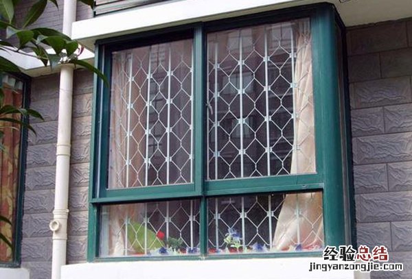新型防盗窗种类介绍和安装注意事项视频 新型防盗窗种类介绍和安装注意事项