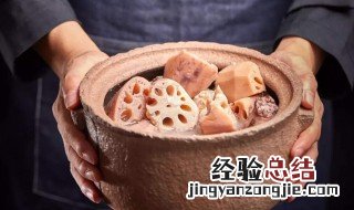 猪骨炖藕的做法 猪骨炖藕的做法和功效