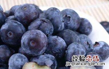 蓝莓蒸熟吃的功效与作用及禁忌 蓝莓蒸熟吃的功效与作用