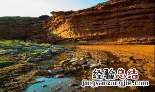 蒙古语布拉格汉语意思 蒙古语中的敖仑布拉格是什么意思
