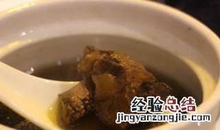 黑蒜猪骨汤如何做 黑蒜煲猪骨汤