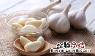 大蒜可以放冰箱么 大蒜可以放冰箱吗