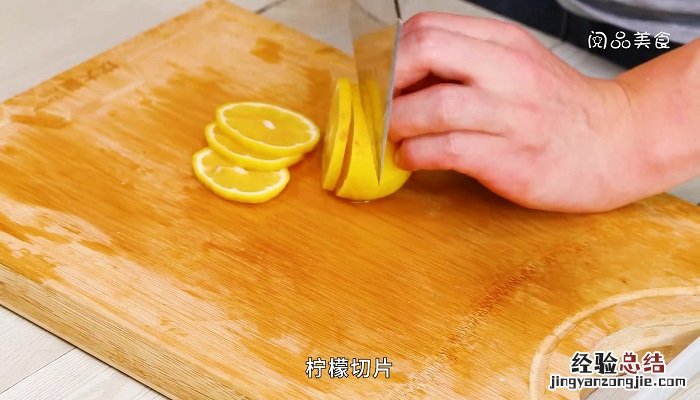 百香果鸡爪子的做法 网红鸡爪做法百香果的做法