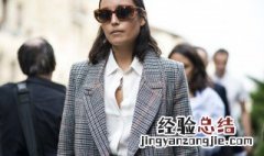 怎么挑选不起球的大衣 挑选大衣技巧介绍