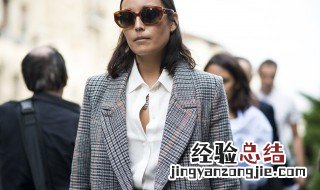 怎么挑选不起球的大衣 挑选大衣技巧介绍