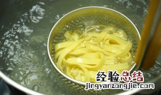 开水煮面怎么做好吃视频 开水煮面怎么做好吃