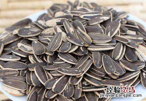 葵花籽瓜子吃多了有什么坏处 瓜子吃多了有什么坏处