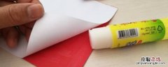 固体胶粘住的纸怎么完整取下来视频 固体胶粘住的纸怎么完整取下来