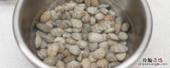盐水泡花甲为什么都死了 用盐水泡花甲一天会不会死