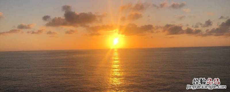 夏天太阳是什么颜色的 夏天太阳是什么颜色的,写话