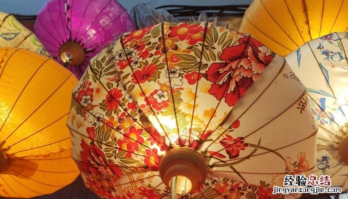 元宵节的诗句有哪些 元宵节的诗句有哪些简单