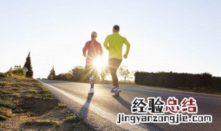 1000米最后冲刺跑技巧 1000米最后200米怎么冲刺