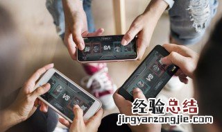 战舰世界闪击战如何开启自动锁定功能