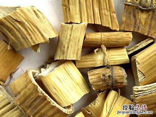 芦根泡酒的作用与功效 芦根白酒汤的功效与作用