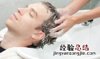 男生用沐浴露洗头可以吗 沐浴露洗头可以吗