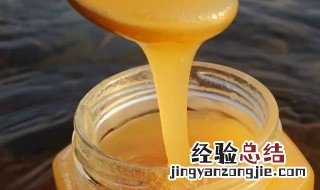 喝蜜蜂糖的功效与作用 蜂糖的功效与作用