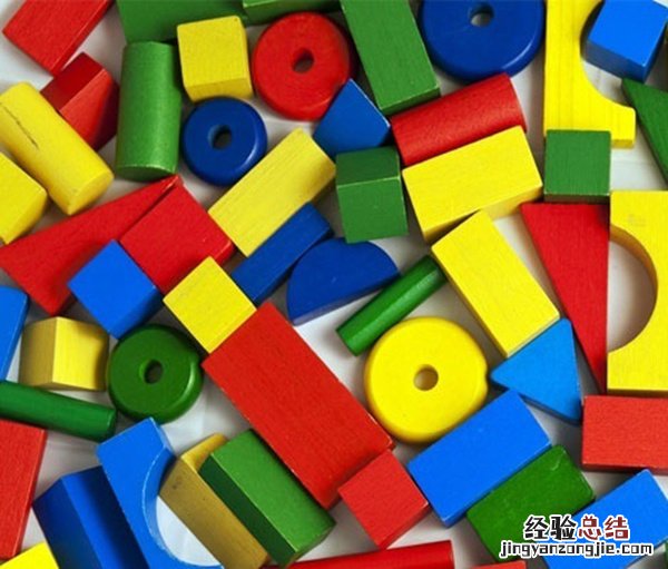 不同儿童积木玩具介绍 积木是什么类型的玩具