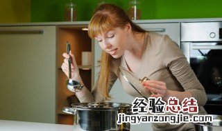 牛年榴莲牛奶牛腩煲做法视频 牛年榴莲牛奶牛腩煲做法