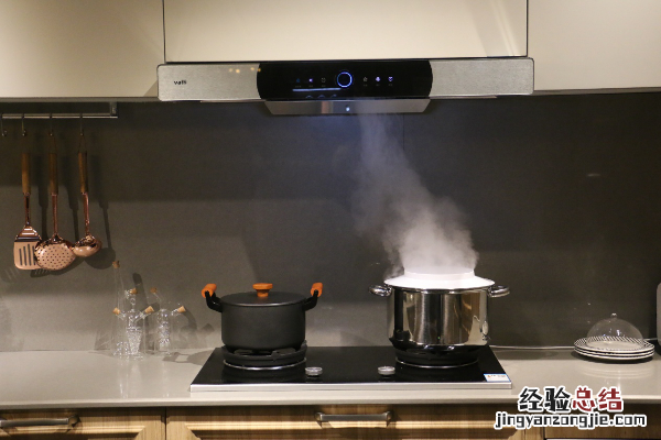 油烟机的油垢怎么清洗 如何清洗抽油烟机