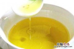 空腹吃山茶油的功效与作用及禁忌 空腹吃山茶油的功效与作用