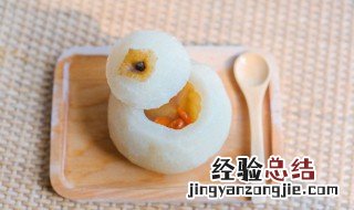 桂花冰糖炖雪梨 桂花金桔炖雪梨步骤