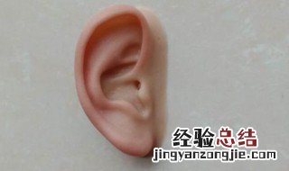 女性耳朵嗡嗡响怎么回事 耳朵嗡嗡响怎么回事