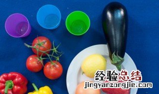 油焖茄子不费油的做法视频 油焖茄子不费油的做法