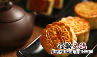 形容月饼好吃的句子 形容月饼好吃的句子简短