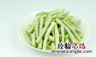 蒜蓉豆角的家常做法凉拌 蒜蓉豆角炒鲜菇步骤