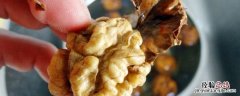 核桃上的膜该不该剥掉 核桃上的那层膜怎么去掉