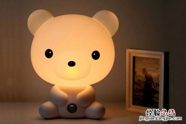 如何选购儿童台灯 儿童房台灯选购方法