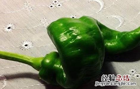 辣椒弯果是怎么回事 辣椒弯弯怎么回事