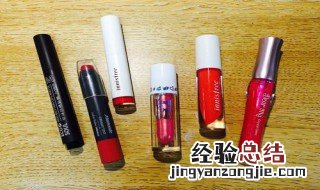 唇蜜可以和唇釉一起用吗女生 唇蜜可以和唇釉一起用吗